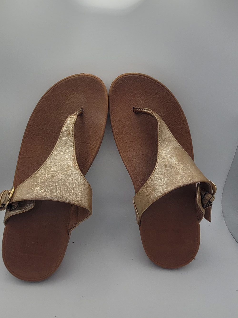 Women's Metallic Gold Thong Sandals - Casual Slide